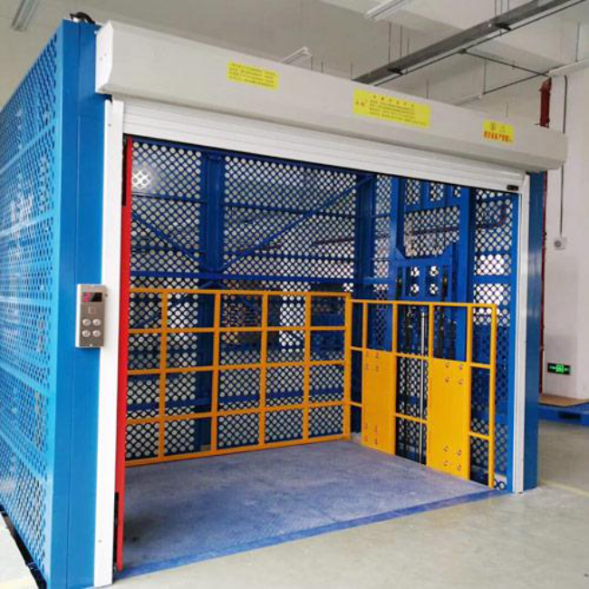 绥棱导轨式升降货梯